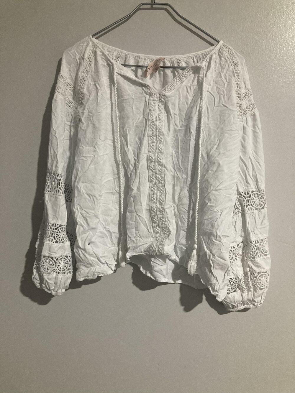 Philosophy Blouse Womens L White Tunic V-Neck Crochet Tasseled Rayon Long Sleeve